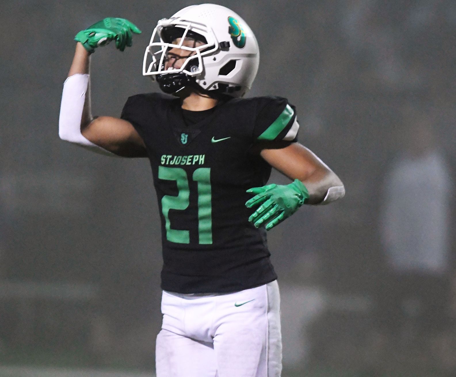 102921 ERHS SJHS FB 02.JPG